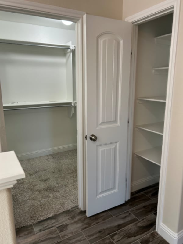 Building Photo - 800 E 92nd St