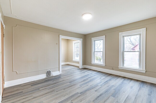 Building Photo - 25 Wabash St