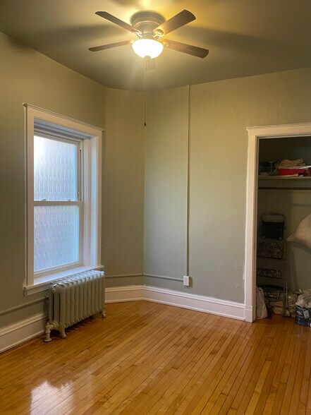 Building Photo - 317 1/2 N 4th Ave W