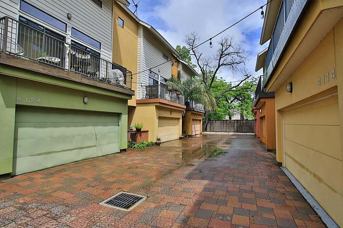 Building Photo - 4122 Spencer St