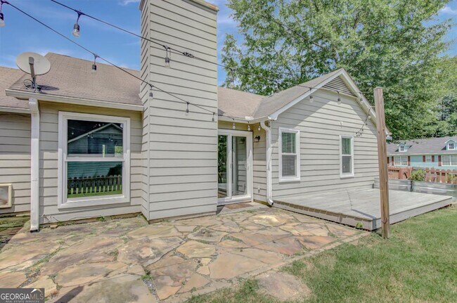 Building Photo - 506 Iris Glen