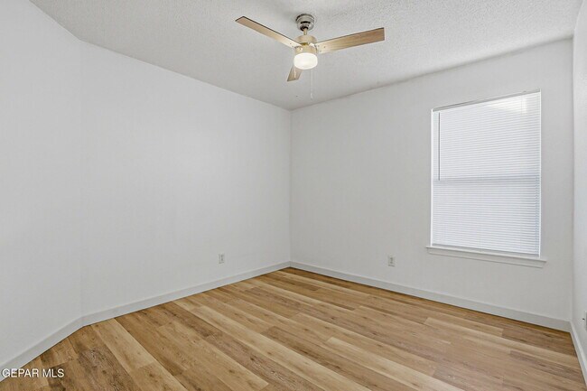 Building Photo - 11864 Mesquite Rock Dr