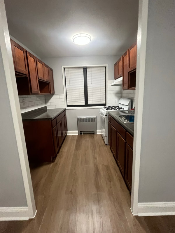 Building Photo - 56 S Munn Ave