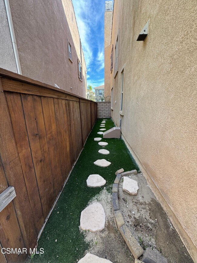 Building Photo - 67 Calle Cataluna