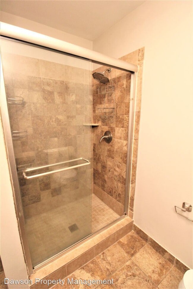 Building Photo - 3 br, 2 bath House - 9229 Covedale Drive