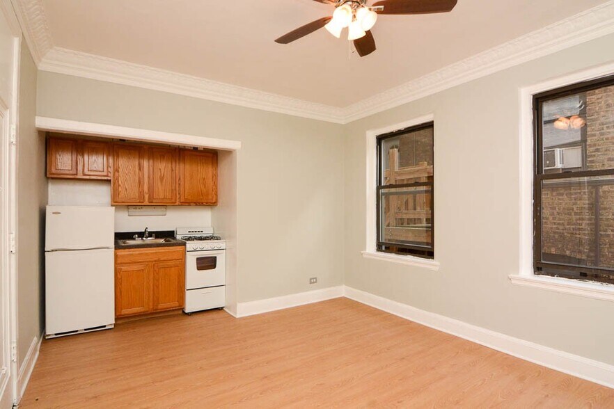 Building Photo - 3836 N Fremont St