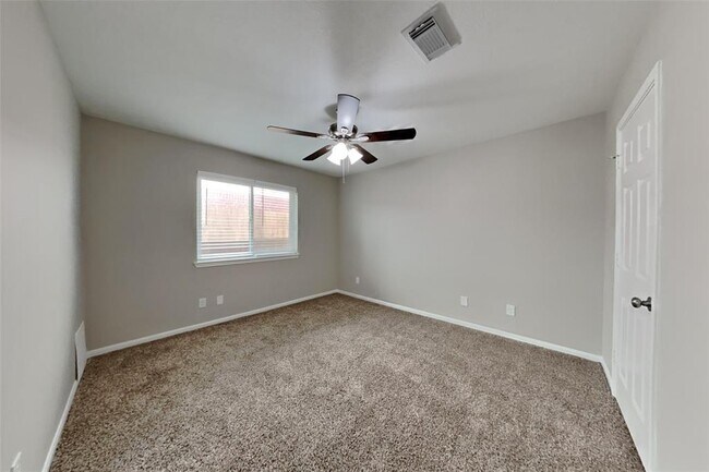 Building Photo - 26903 Regency Pines Dr