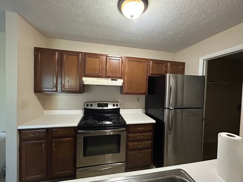 Building Photo - 12 Mallard Glen Dr