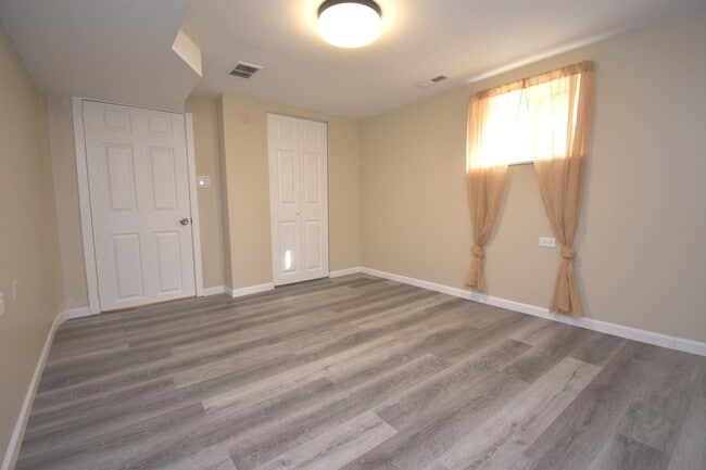 Building Photo - 3855 N Nora Ave