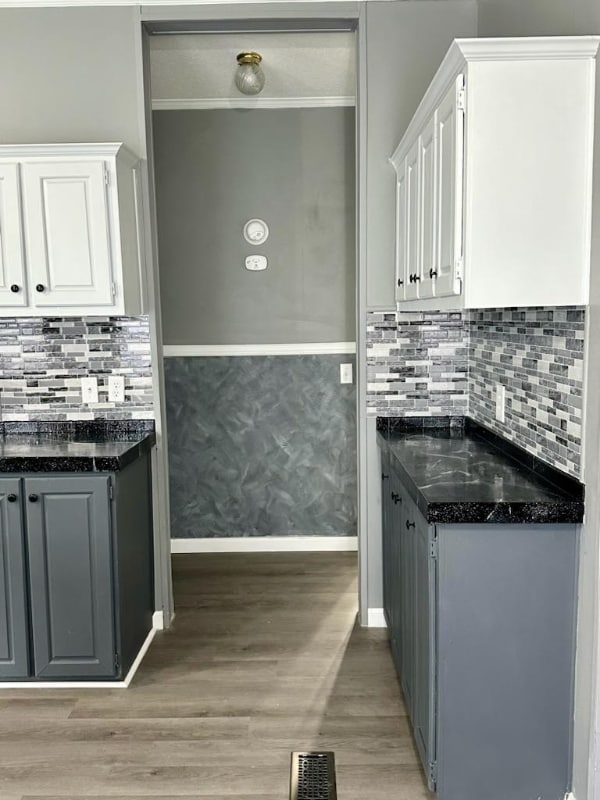 Building Photo - 2325 Snow Creek Rd