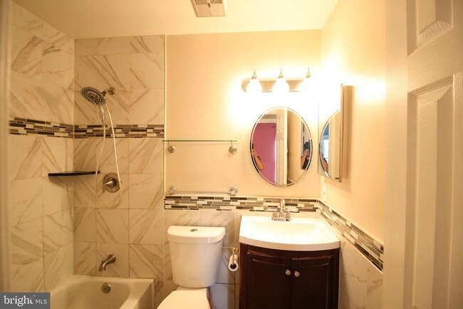 Building Photo - 632 Ivy League Ln