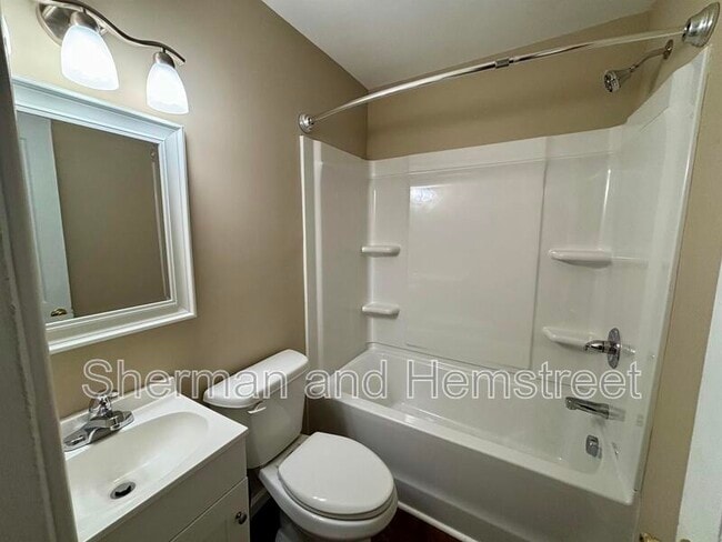 Building Photo - 2225 Bandler Rd