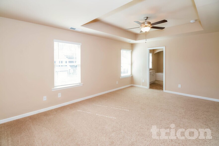 Building Photo - 143 Southwind Ln