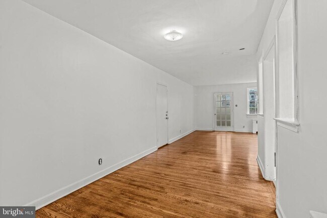 Building Photo - 412 Glen Echo Rd