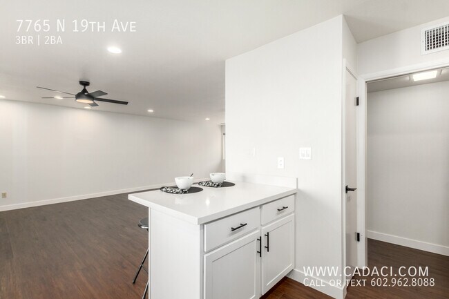 Building Photo - 7765 N 19th Ave