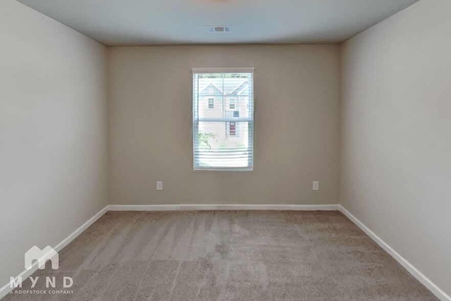 Building Photo - 6171 Redan Overlook