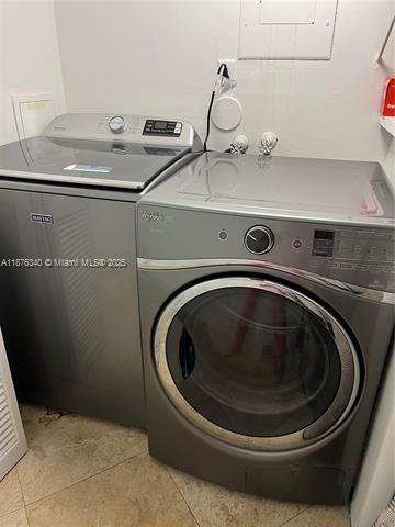 Building Photo - 881 Ocean Dr