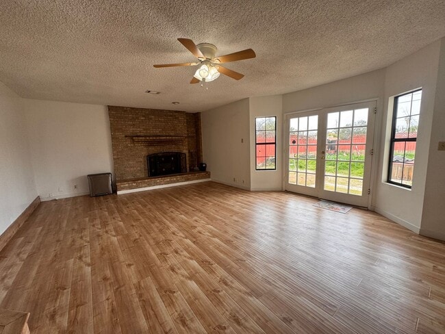 Building Photo - Available Now