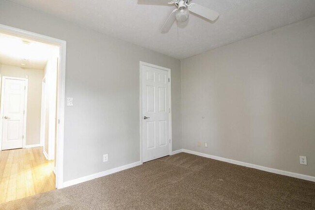 Building Photo - 700 Princeton Cir