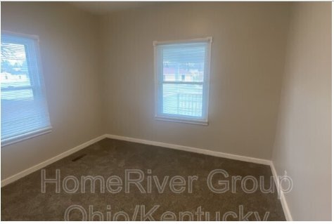 Building Photo - 8967 Cam Dr