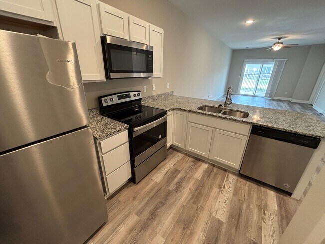 Building Photo - Spacious 3 Bed Home in Valley Center School District Near 53rd & Meridian