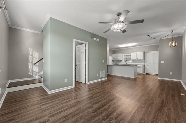 Building Photo - 27 Corinth Rd