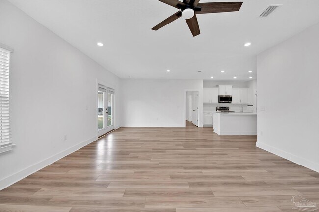 Building Photo - 6525 Paso Fino Dr