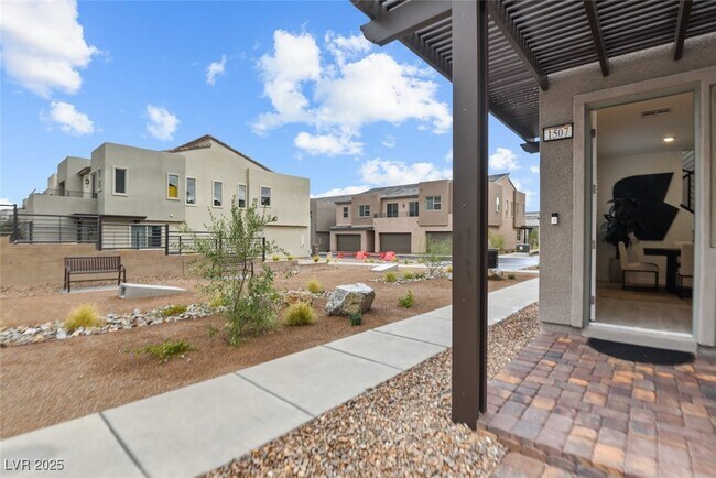 Building Photo - 1507 Hopeful Lark Ln