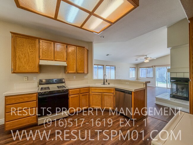 Building Photo - 208 Stavros Ct