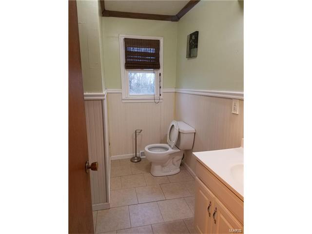 Building Photo - 727 Dale Ln