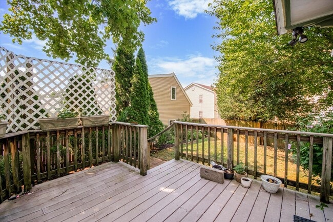 Building Photo - Single Family Home in Berwyn