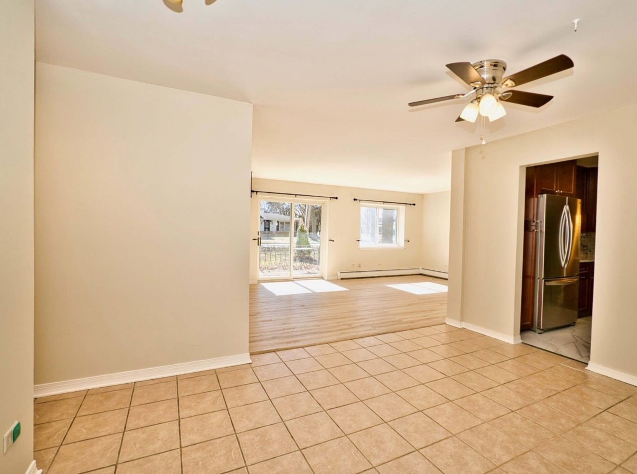 Building Photo - 1206 E Fairview St