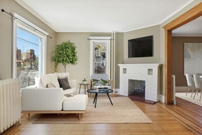 Primary Photo - 518-520 West 31st St