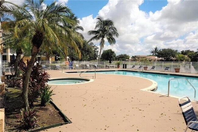 Building Photo - 2405 NW 33rd St