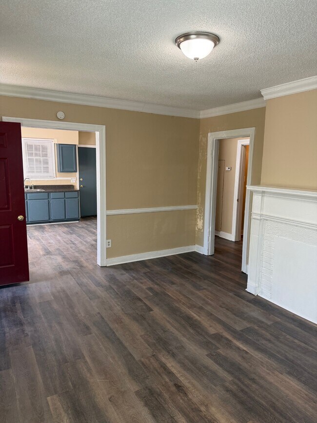 Building Photo - 2634 Browning Ave