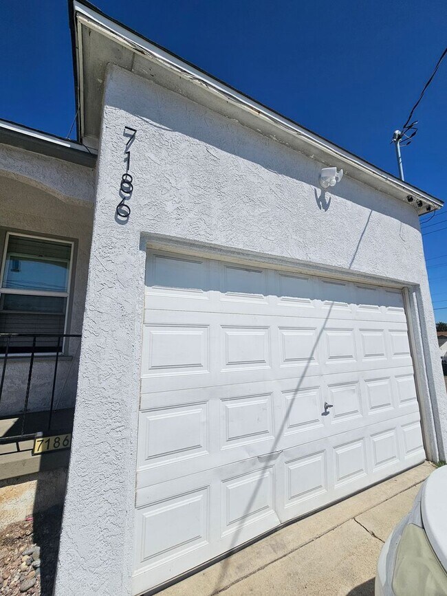 Building Photo - 7186 Central Ave