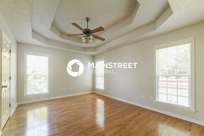 Building Photo - 4 Bedroom Pet-Friendly Home in SHARPSBURG,...