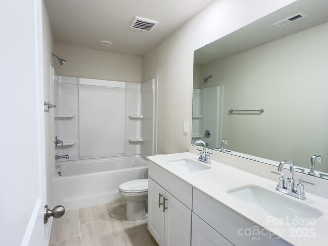 Building Photo - 211 Orson Oaks Ln