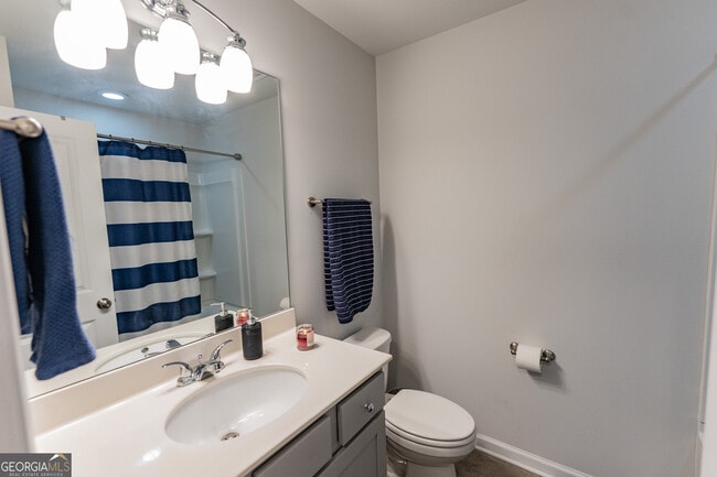 Building Photo - 3132 Meadowstone Ln SW