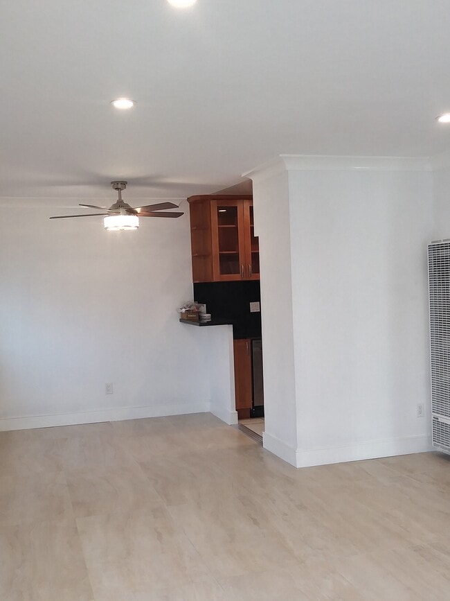 Dining Area - 206 15th St