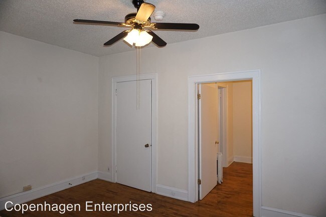 Building Photo - 22 Oak Grove St