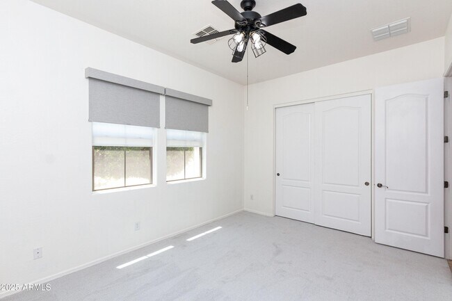 Building Photo - 2310 W Sienna Bouquet Pl