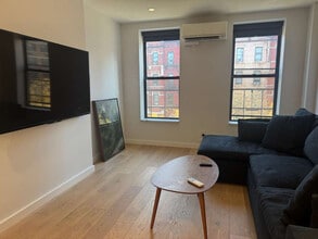 Building Photo - 53 W 82 St