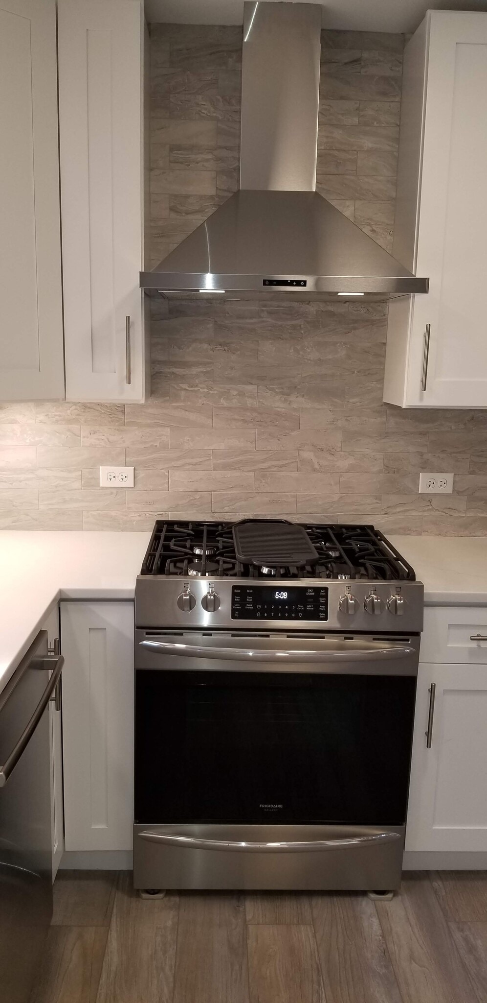 Unit 1 - 679 Park Ave W