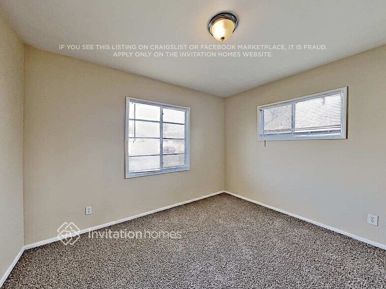Building Photo - 1235 Oakhurst Dr