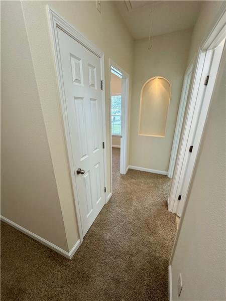 Building Photo - 260 Red Oak Dr