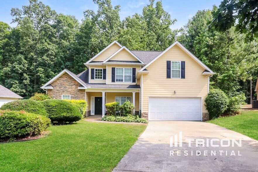 Primary Photo - 246 Clairidge Cir