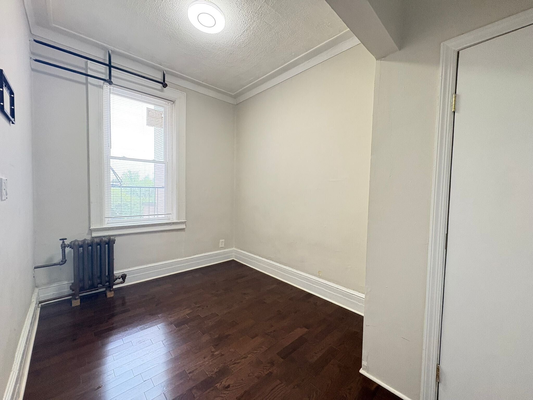 2B - 264 Palisade Ave