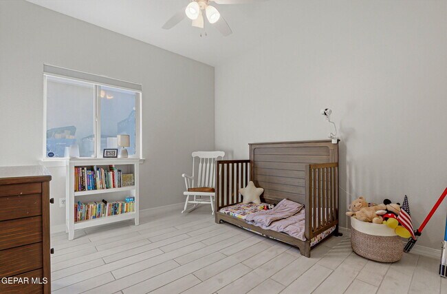 Building Photo - 7564 Wolf Creek Dr