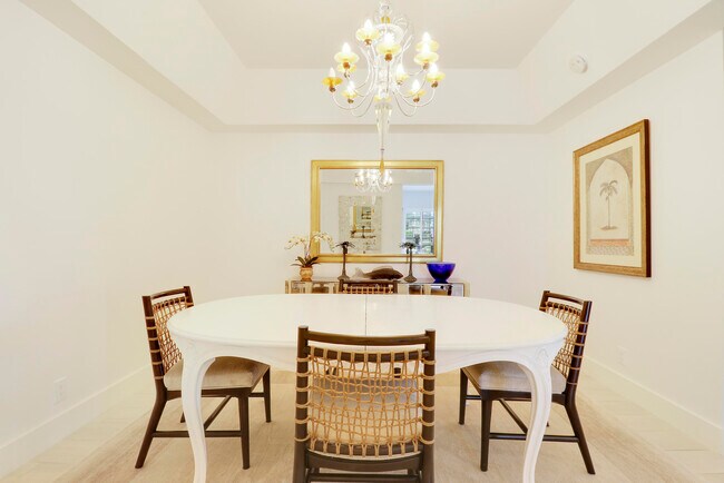 Building Photo - 275 S Beach Rd